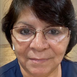 Meet your Posher, Esther